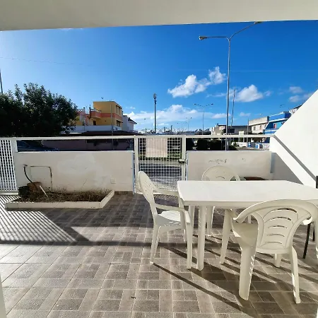 White And Blue * Torre San Giovanni